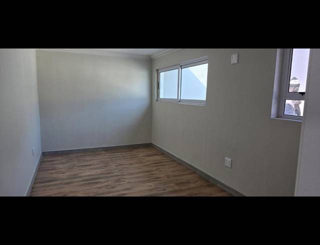 5 BEDROOM HOUSE FOR SALE IN WIERDA PARK